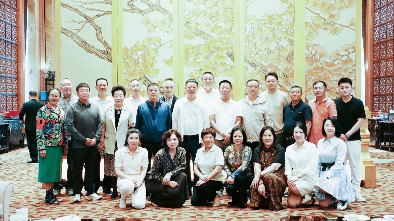 月满华诞情更浓 乐商聚力谱新篇 | 成都乐山商会2025中秋国庆联谊活动圆满举行