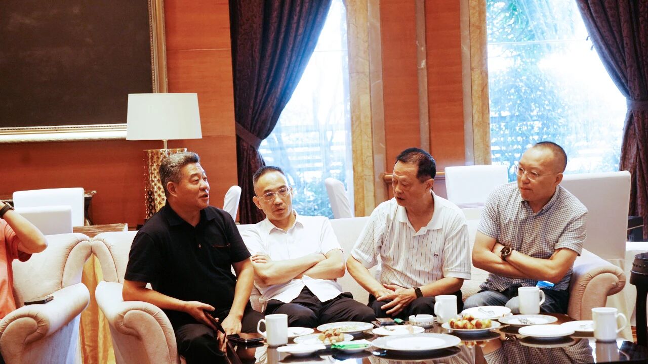 月满华诞情更浓 乐商聚力谱新篇 | 成都乐山商会2025中秋国庆联谊活动圆满举行